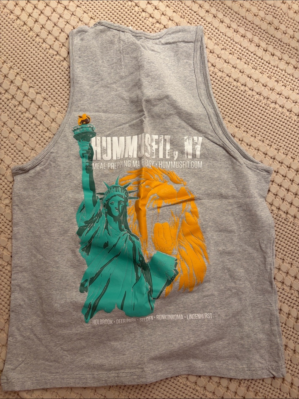 Men's Gray 'Evolve' Lion Graphic Tank Top New Size L - Picture 3 of 3